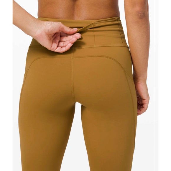 Lululemon Fast and Free High-Rise Tight 28" *Non-Reflective Brushed Nulux Size 6 - Picture 5 of 11